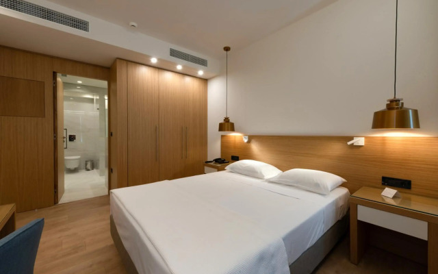 Pharae Palace Hotel