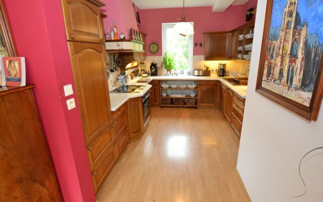 Tasteful Villa in Zernov With Private Pool