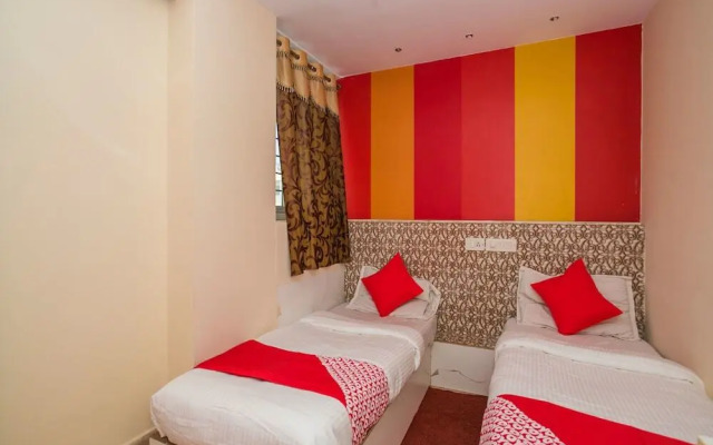 Bheemudu Hotel by OYO Rooms