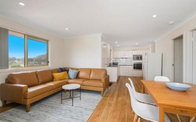 Bellhaven 2, 17 Willow Street