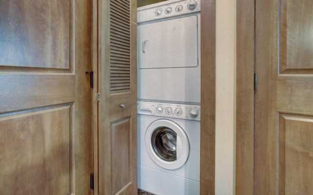 Lone Eagle 2 Bedroom Condo