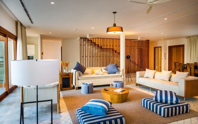 Residence by Amilla