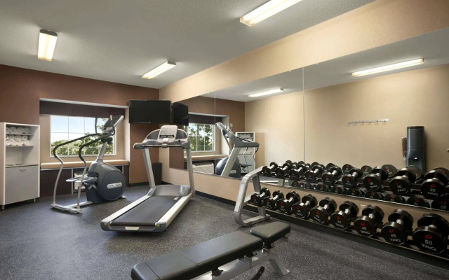 Microtel Inn & Suites by Wyndham St Clairsville/Wheeling