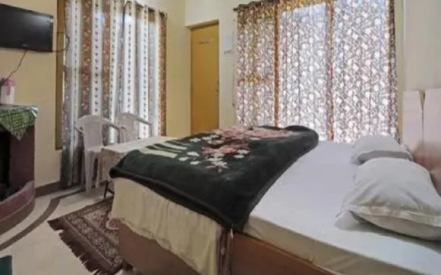 Janardan Resort Munsiyari