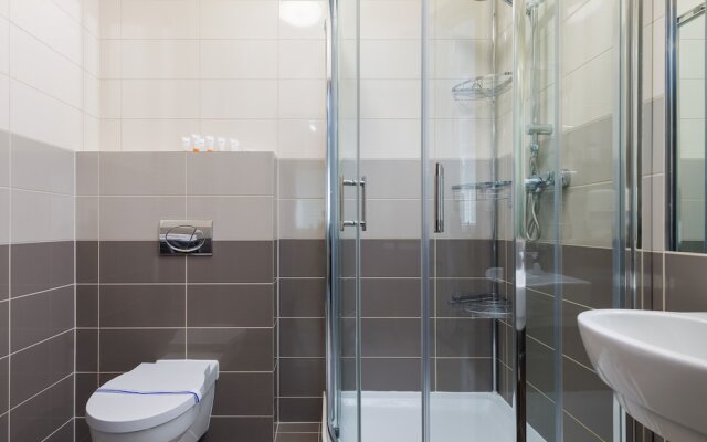 Atrium Studio Sarbinowo by Renters