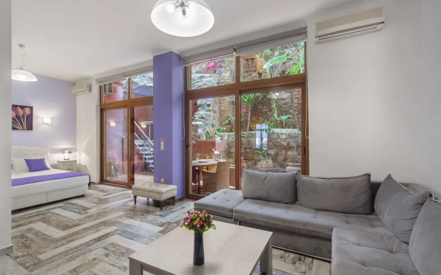 Kasteli Suites