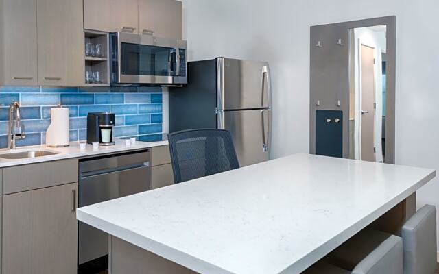 Hyatt House Tampa Airport/Westshore