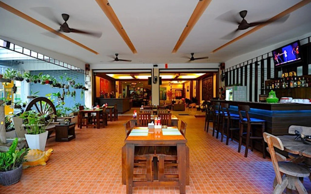 Lemongrass Hotel