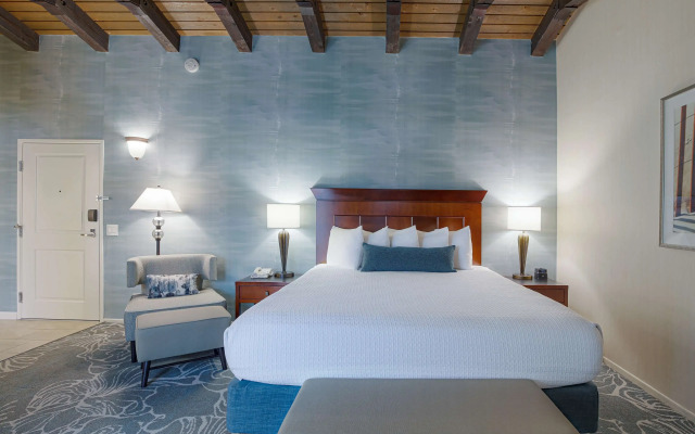 Best Western Plus Carpinteria Inn