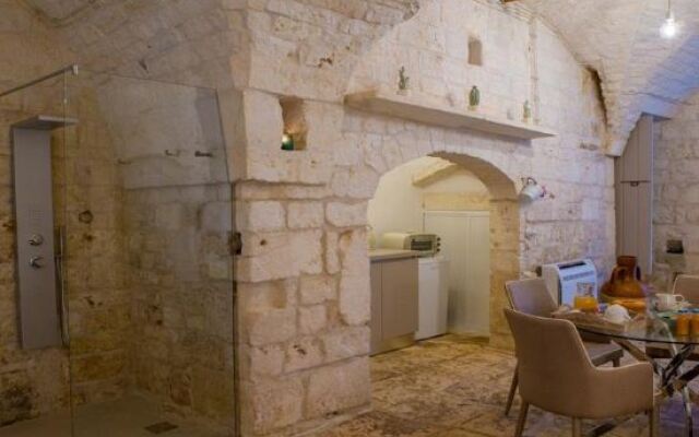 Dama Bianca Boutique Hotel Ostu