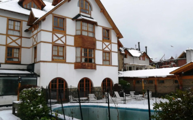 Le Chatelet Hotel