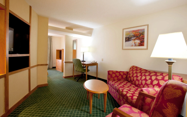 Holiday Inn Express New Orleans East by IHG