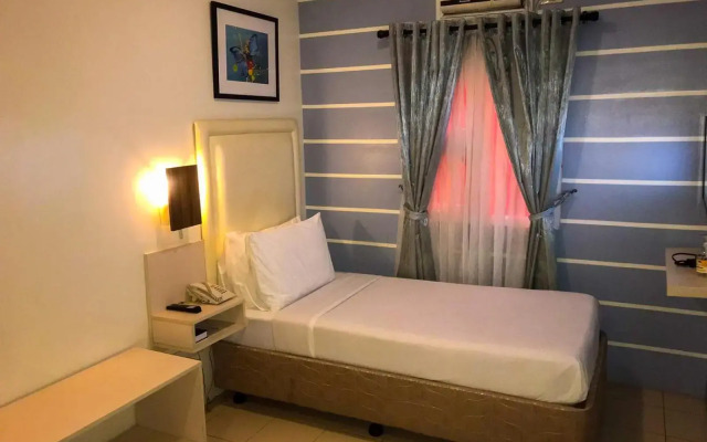 ZEN Rooms M.P. Yap Street