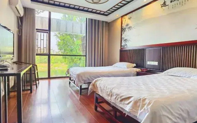 Menglilaojia Home Stay