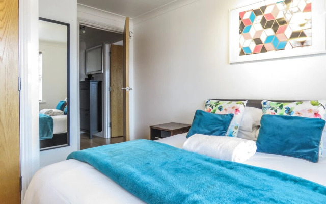 Tudors eSuites Birmingham Canalside Apartments