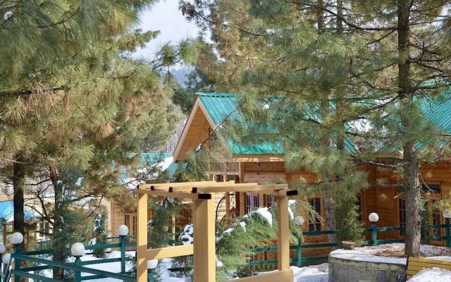 Dawat-e-Drung by FrozenFall Resort