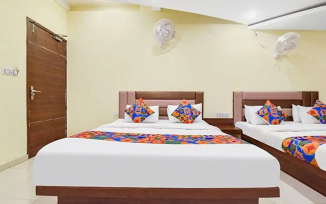 Fabexpress Poonam Palace