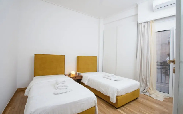Ruby's Urban Residence Koukaki