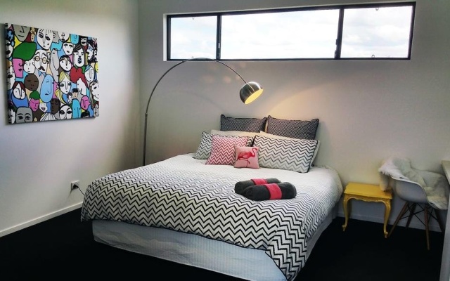 Zebula Gloucester – Guest Rooms – Gloucester