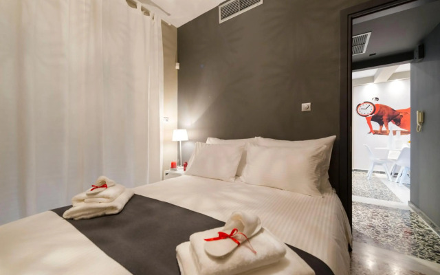 Ma Maison Nο 1, Penthouse, Acropolis and Lycabettus view, 15' to Acropolis by metro, 1' from Metro Station