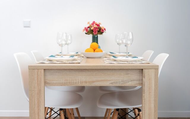 Apartment Park de Gaulle'a by Renters
