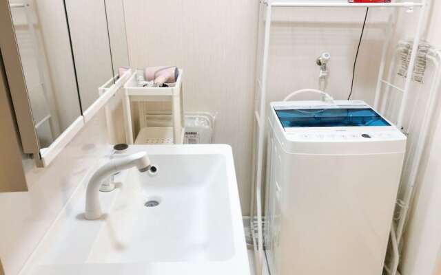 Shinsaibashi Family House