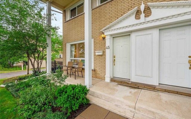 4Pillars Abode