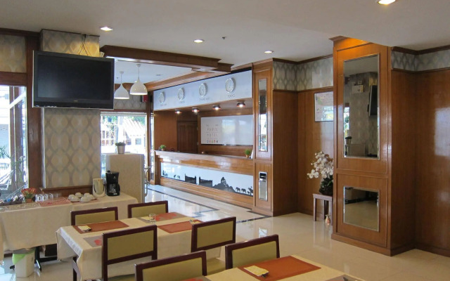 Fadragon Hotel