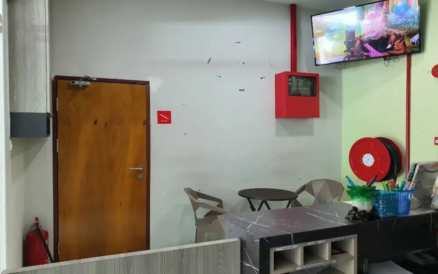 OYO 91053 Signature Inn Miri
