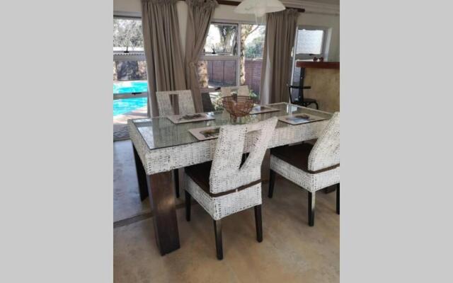 Joy Haven Large Studio