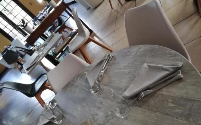 Logis Hôtel Le Commerce