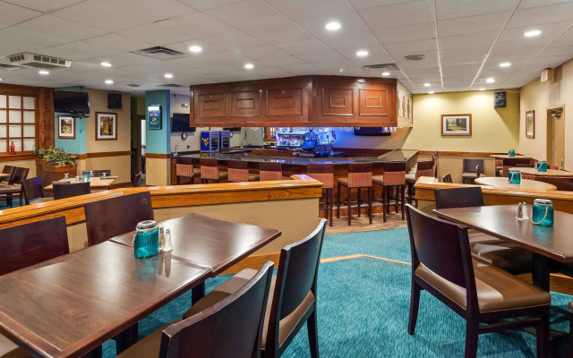 Best Western Plus Bridgeport Inn