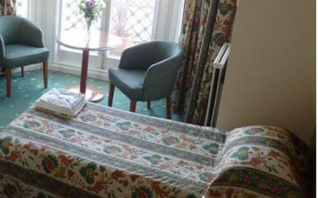 Courtlands Hotel Eastbourne