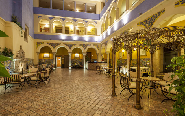 Ilunion Merida Palace