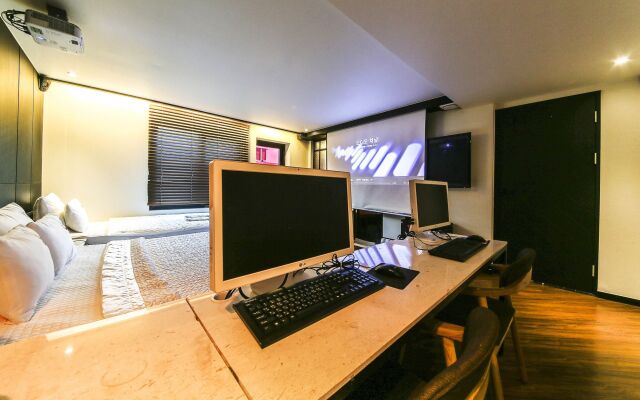 Sasang 2heaven Hotel