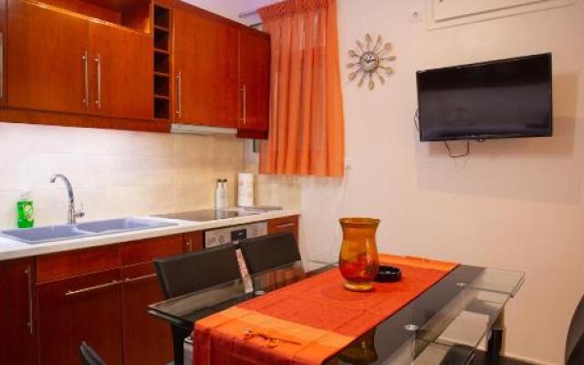 Efis apartment down town Perfect location