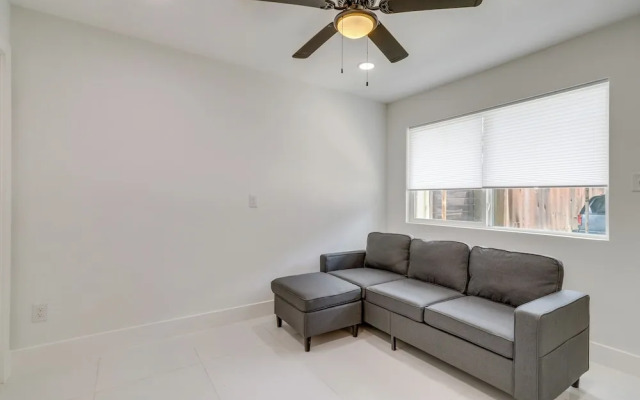 Houston Apartment: Close to University & Downtown