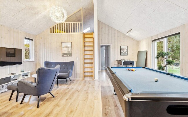 18 Person Holiday Home in Vejby