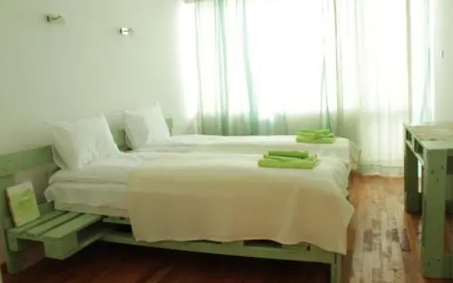 Forest Way Guest House