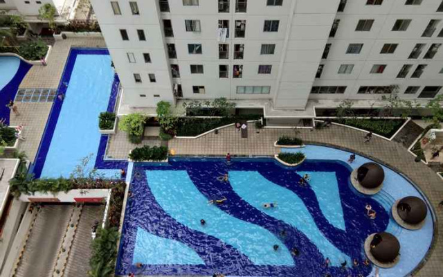 Simply Living 2BR at Bassura City Apartment
