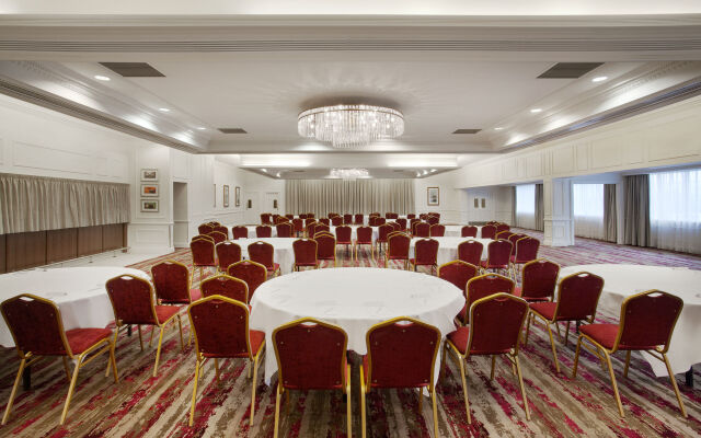 Leonardo Hotel - Formerly Jurys Inn and Conference Venue Aberdeen Airport