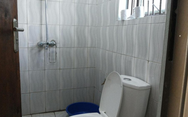 Days Inn Lira