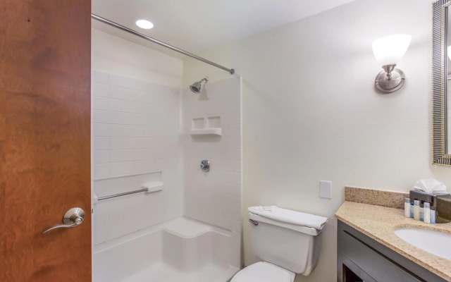 Burrstone Inn, an Ascend Collection Hotel