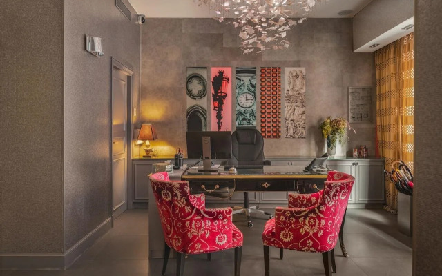 Hotel Le Petit Paris