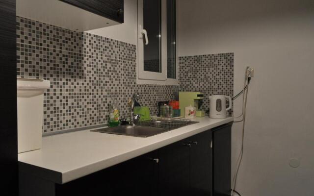 Awesome Home 3' from Metro (M3) Station Agia Paraskevi