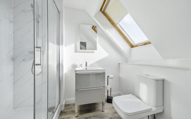 Pochin House Collections