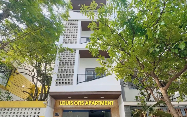 Louis Otis Apartment