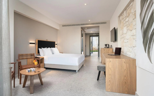 Portes Lithos Luxury Resort