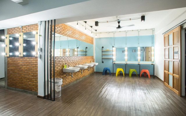 Koenji Guest House & Bar Chiang Mai