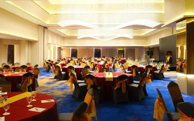 The All-Suite Pentacity Hotel Balikpapan